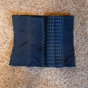Ekouaer waist trainer